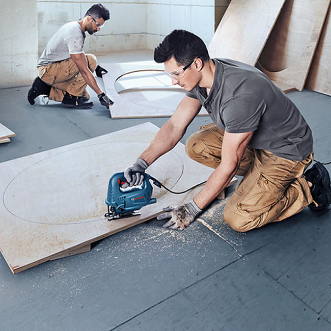 Sierra caladora Bosch GST 700 - Imagen 3