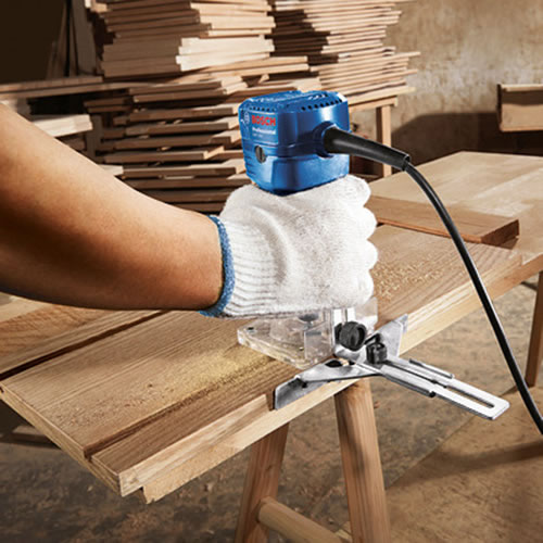 Fresadora Bosch GKF 550 - Imagen 3