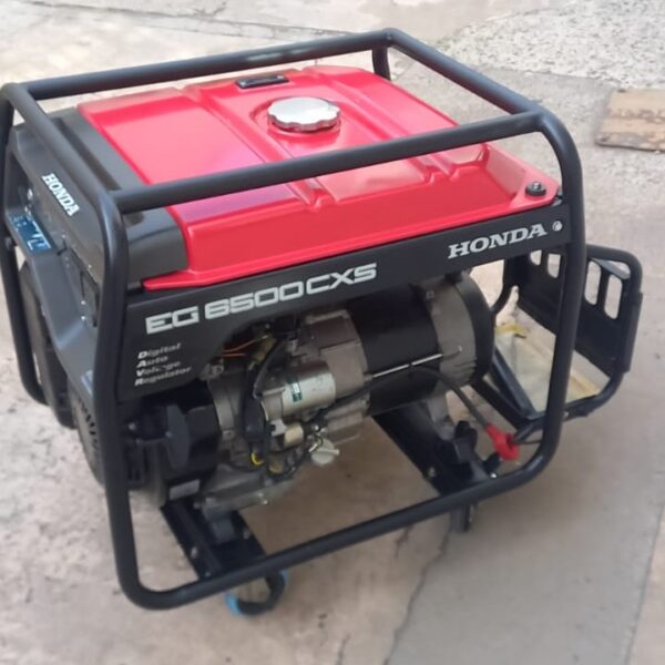 Grupo electrógeno Honda EG 6500 CXS Usado A GAS
